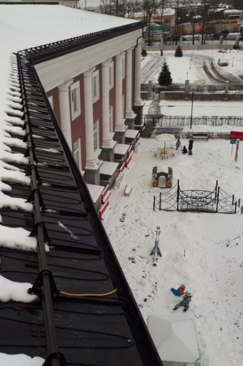 Антиобледенительная система обогрева кровли и водостоков